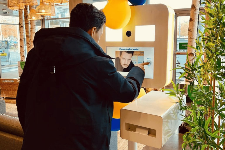 Photobooth avec impression installé dans un restaurant à Rennes